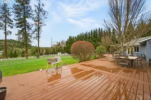 694 Orchard Ln, Roseburg, OR 97471 - Photo 37