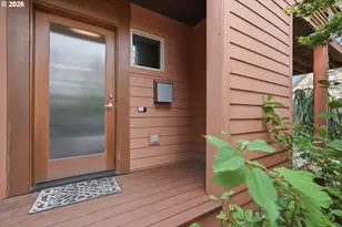 1051 N Fremont St, Portland, OR 97227 - Photo 39