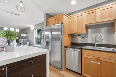 1051 N Fremont St, Portland, OR 97227 - Photo 23
