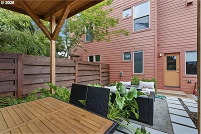 1051 N Fremont St, Portland, OR 97227 - Photo 39