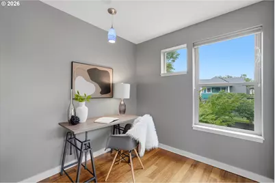 1051 N Fremont St, Portland, OR 97227 - Photo 11