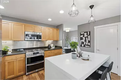 1051 N Fremont St, Portland, OR 97227 - Photo 19