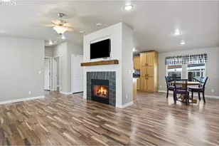 300 SW 7th Ave, Battle Ground, WA 98604 - Photo 5