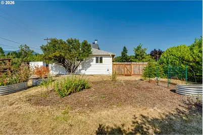 47776 W 2nd St, Oakridge, OR 97463 - Photo 35