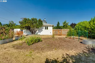 47776 W 2nd St, Oakridge, OR 97463 - Photo 35