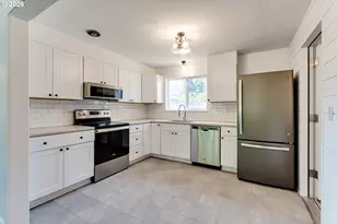 47776 W 2nd St, Oakridge, OR 97463 - Photo 11