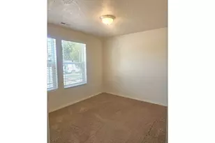 3176 SW Evergreen Ave, Redmond, OR 97756 - Photo 11