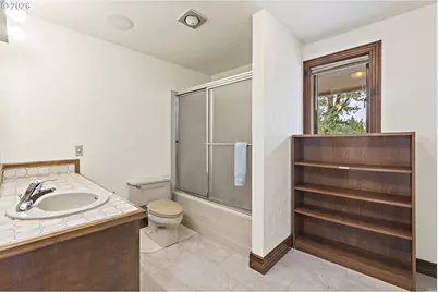 1000 N Oak Grove Rd NW, Salem, OR 97304 - Photo 23