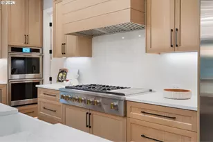 9193 SW Morrison St, Portland, OR 97225 - Photo 7
