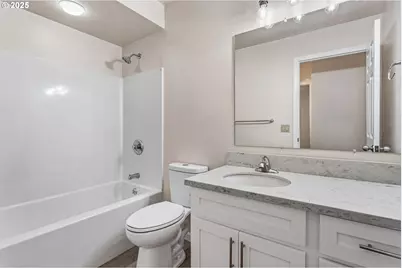 6647 SE 122nd Ave, Portland, OR 97236 - Photo 29