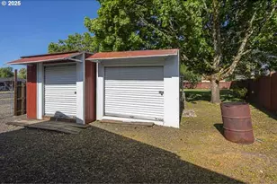 611 NE Bockes Loop, Sheridan, OR 97378 - Photo 37