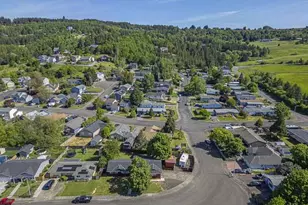 611 NE Bockes Loop, Sheridan, OR 97378 - Photo 33