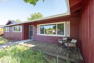 611 NE Bockes Loop, Sheridan, OR 97378 - Photo 3