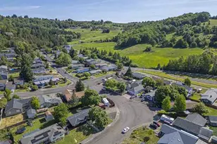 611 NE Bockes Loop, Sheridan, OR 97378 - Photo 35