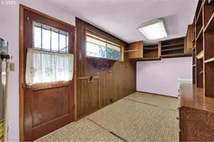 444 N 1st St, Creswell, OR 97426 - Photo 17
