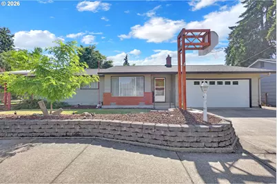 444 N 1st St, Creswell, OR 97426 - Photo 7