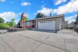 444 N 1st St, Creswell, OR 97426 - Photo 23