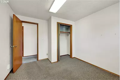 444 N 1st St, Creswell, OR 97426 - Photo 15