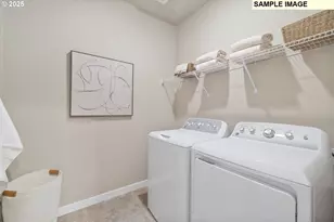 3076 Olympic St, Woodburn, OR 97071 - Photo 35