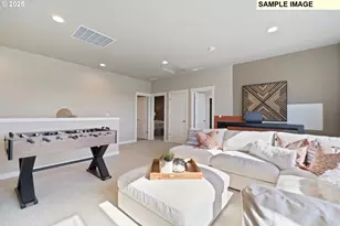 3076 Olympic St, Woodburn, OR 97071 - Photo 13