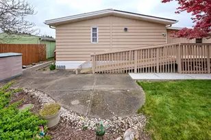1055 Lockhaven Dr N, Keizer, OR 97303 - Photo 11