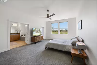 31826 NW Redhaven St, Hillsboro, OR 97124 - Photo 23