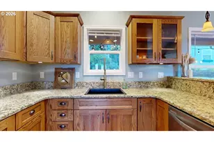 7200 Vista Ridge Dr, Brookings, OR 97415 - Photo 13