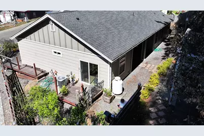 7200 Vista Ridge Dr, Brookings, OR 97415 - Photo 33