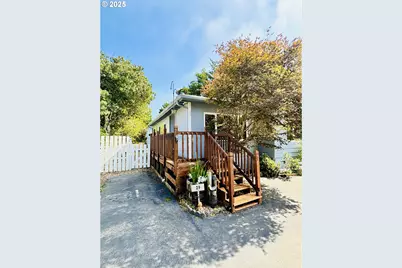 1600 E Rhododendron Dr #29, Florence, OR 97439 - Photo 3