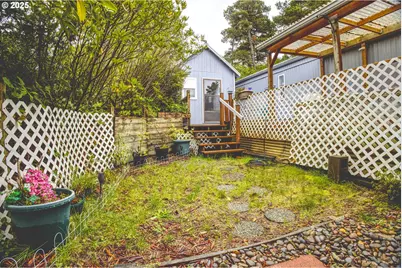 1600 E Rhododendron Dr #29, Florence, OR 97439 - Photo 27