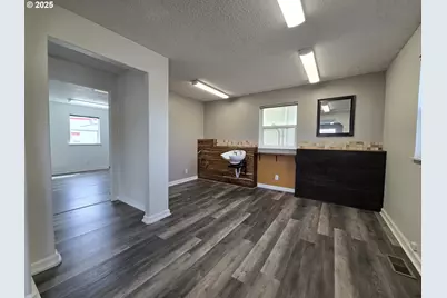 205 SW 3rd St, Hermiston, OR 97838 - Photo 11