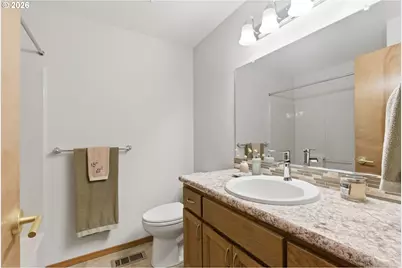 2211 NE 156th Ave, Portland, OR 97230 - Photo 25