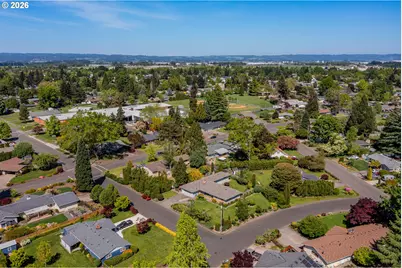 1016 NE 10th Ave, Hillsboro, OR 97124 - Photo 47