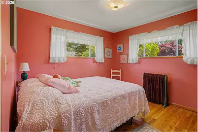 1016 NE 10th Ave, Hillsboro, OR 97124 - Photo 23