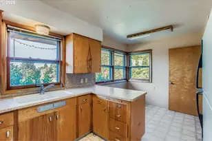 14180 SW 103rd Ave, Portland, OR 97224 - Photo 5