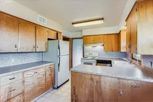 14180 SW 103rd Ave, Portland, OR 97224 - Photo 7