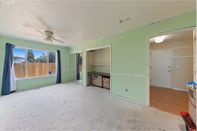 1025 N 3rd St, Woodburn, OR 97071 - Photo 29