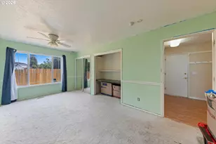 1025 N 3rd St, Woodburn, OR 97071 - Photo 29