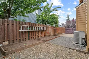 1753 NW Wonderview Ave, Gresham, OR 97030 - Photo 39