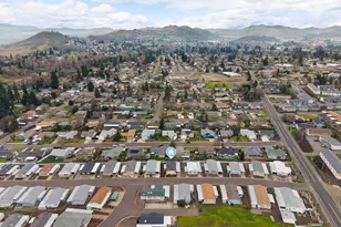 111 River Ridge Ave, Roseburg, OR 97471 - Photo 29