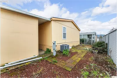 111 River Ridge Ave, Roseburg, OR 97471 - Photo 25