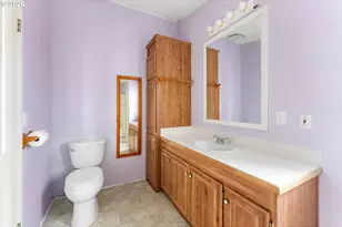 111 River Ridge Ave, Roseburg, OR 97471 - Photo 15