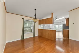 111 River Ridge Ave, Roseburg, OR 97471 - Photo 7