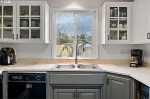 1532 E Chamberlain Ave, Cottage Grove, OR 97424 - Photo 19