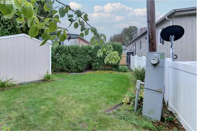 2980 NE Division St #27, Gresham, OR 97030 - Photo 33