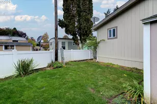 2980 NE Division St, Gresham, OR 97030 - Photo 7