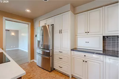 770 Taylor Rd, Kalama, WA 98625 - Photo 17