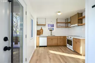 326 NE 8th St, McMinnville, OR 97128 - Photo 19