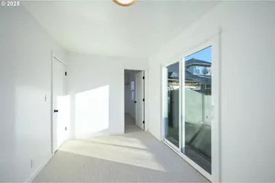 326 NE 8th St, McMinnville, OR 97128 - Photo 31