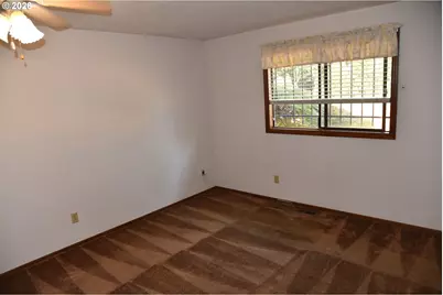 847 George St, Salem, OR 97304 - Photo 11